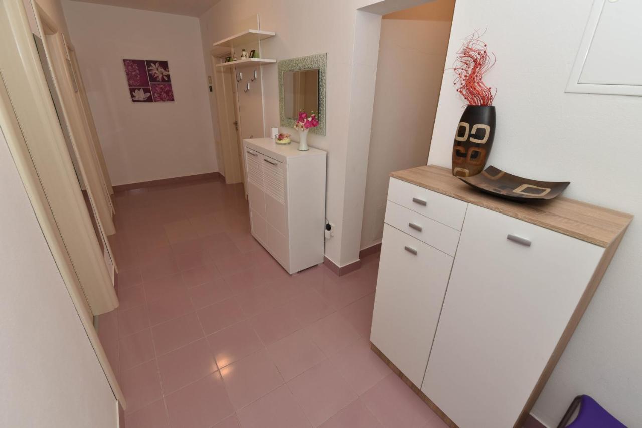 Bonaca Lägenhet Rtina Exteriör bild